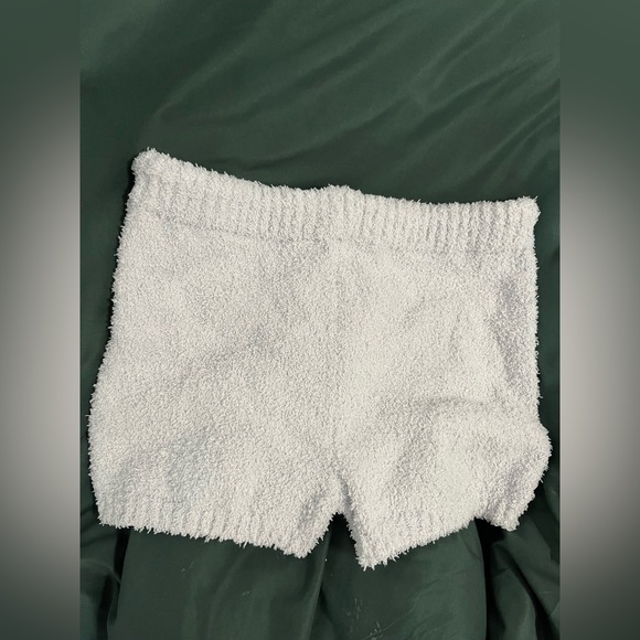 NWT Knit Top/Shorts Set - Picture 10 of 13